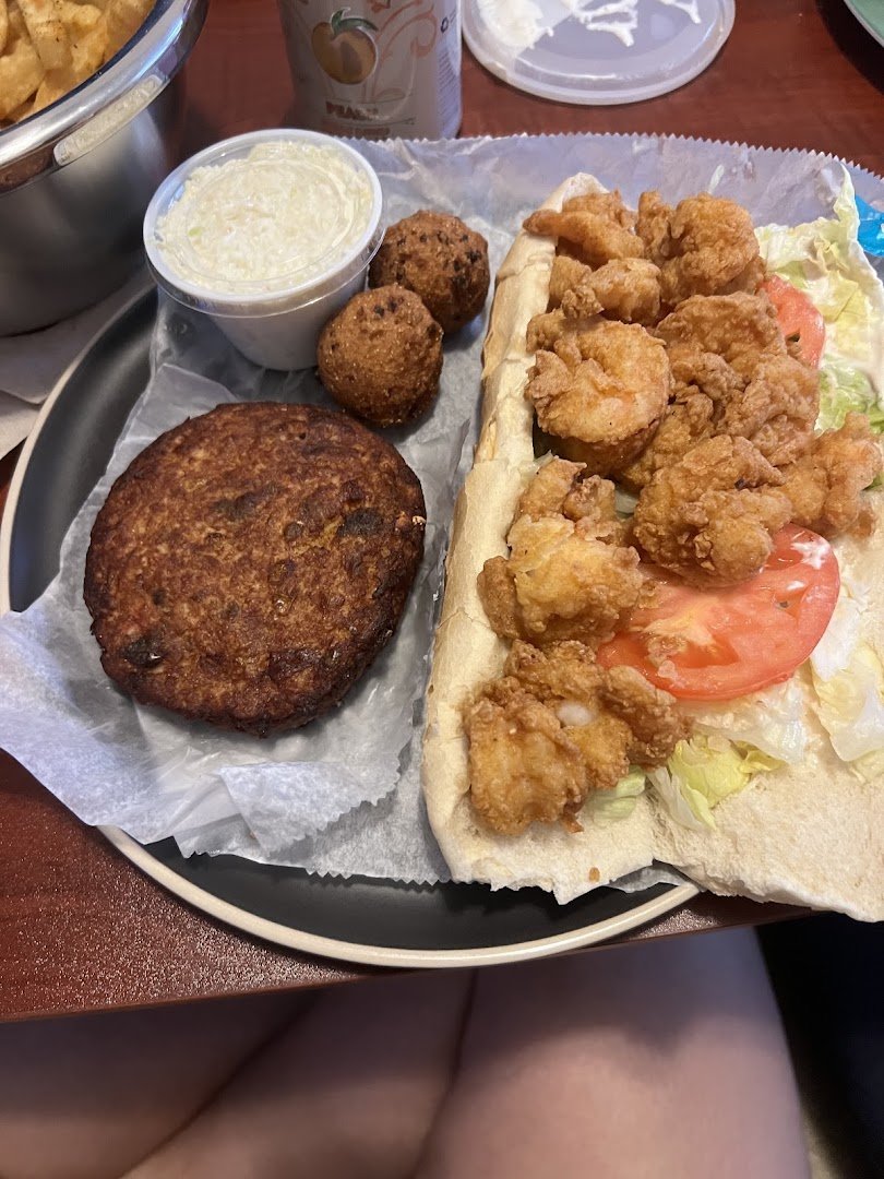 Quick-serve seafood dishes in a no-frills setting.